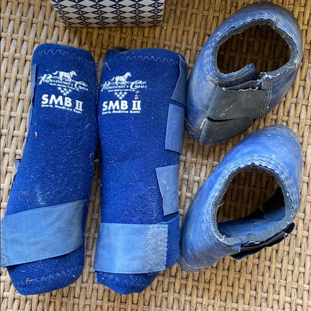 Equestrian Professional’s Choice SMB II